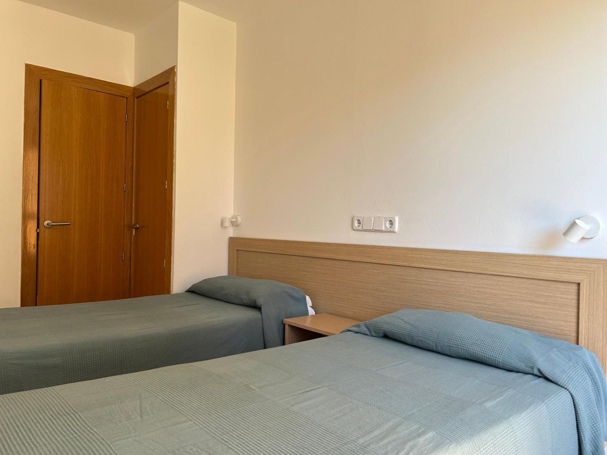 Hostal San Telmo - Adults Only Cala Major  الغرفة الصورة